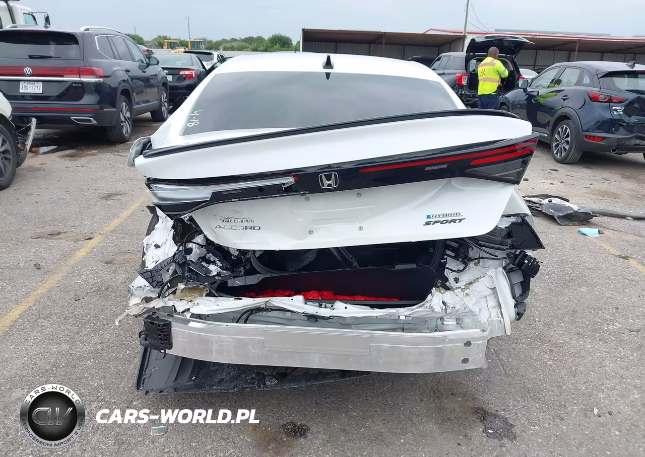 2025 Honda Accord Hybrid Sport-L VIN:1HGCY2F7XSA096109 - 17