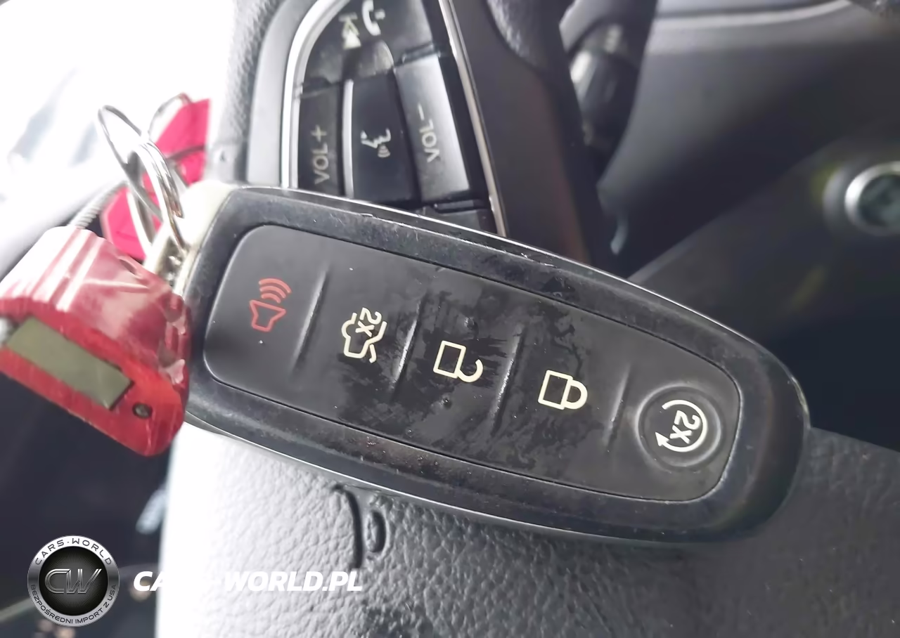 2019 Ford Escape Se VIN:1FMCU0GD3KUC02025 - 11