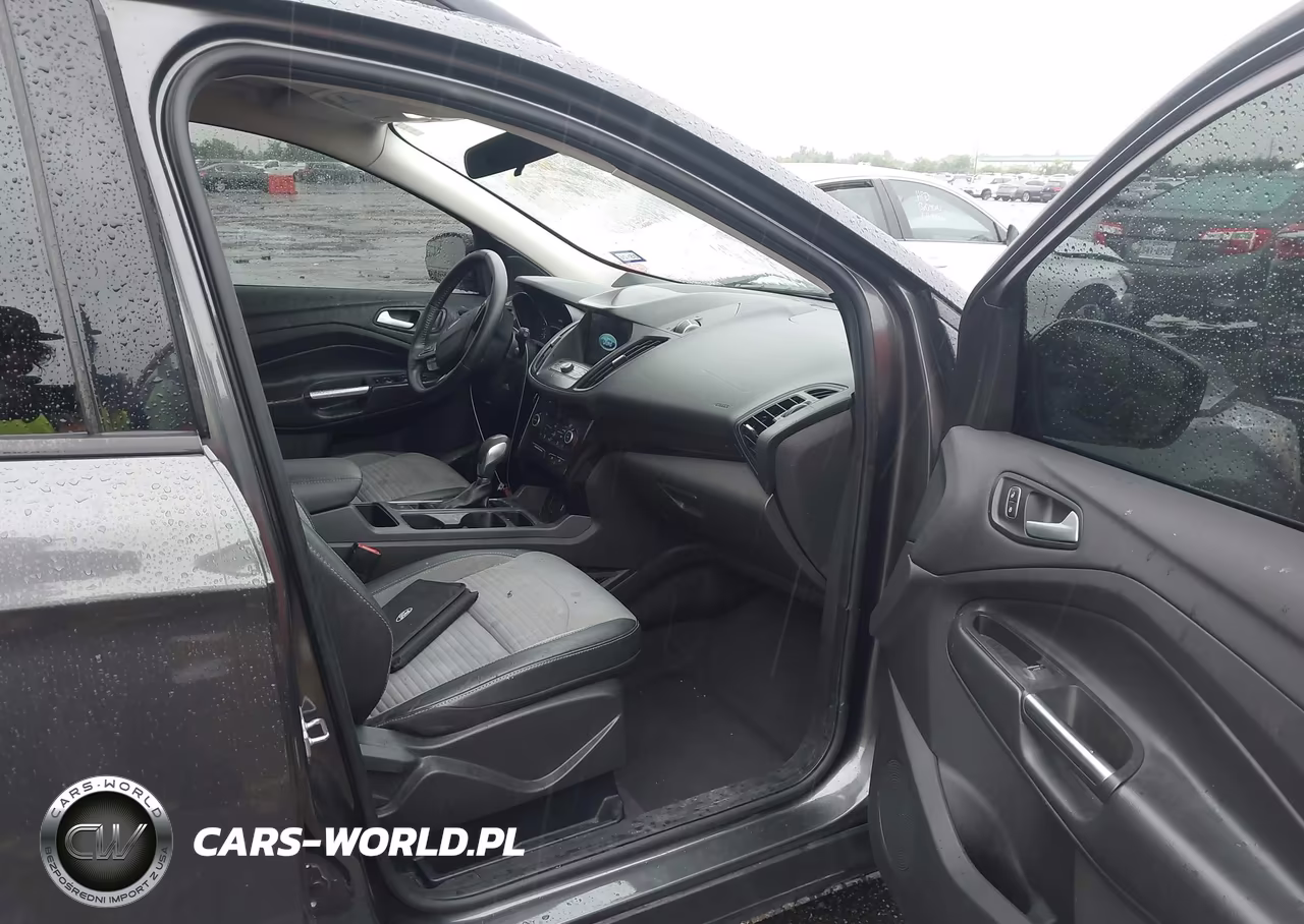 2019 Ford Escape Se VIN:1FMCU0GD3KUC02025 - 5