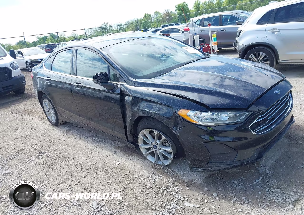 2019 Ford Fusion Se – zdjęcie 1 z 16