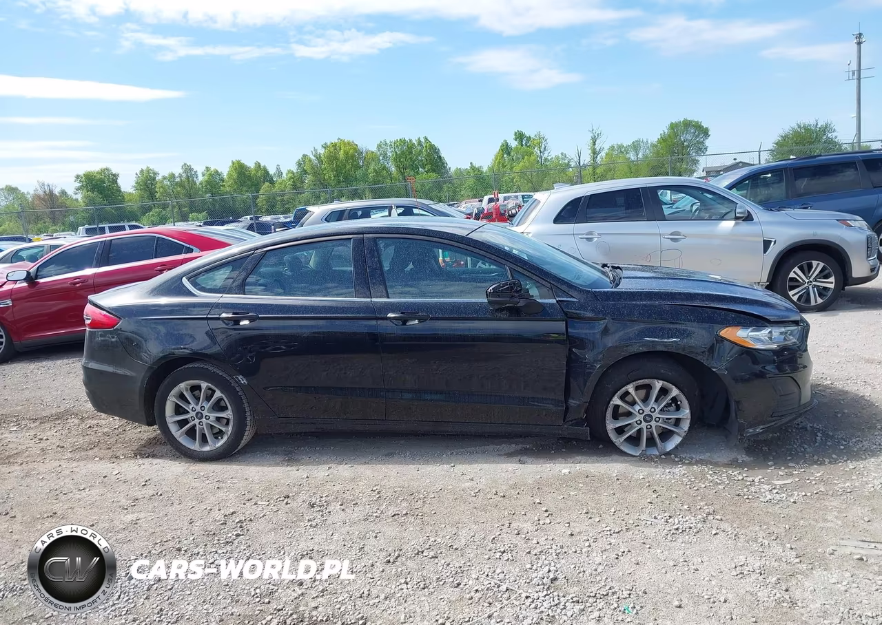 2019 Ford Fusion Se VIN:3FA6P0HD6KR239638 - 13