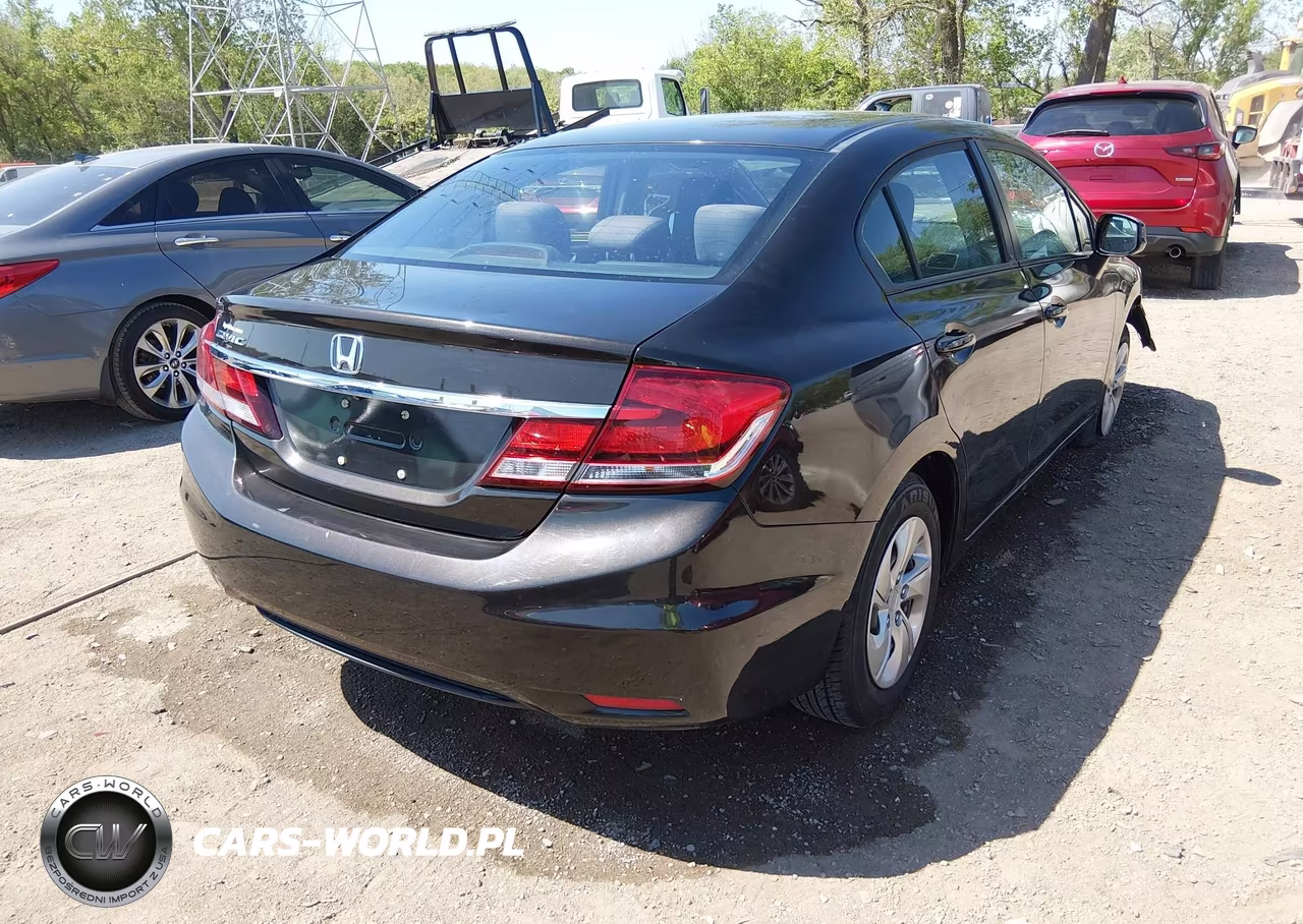 2013 Honda Civic Lx VIN:2HGFB2F5XDH552319 - 4