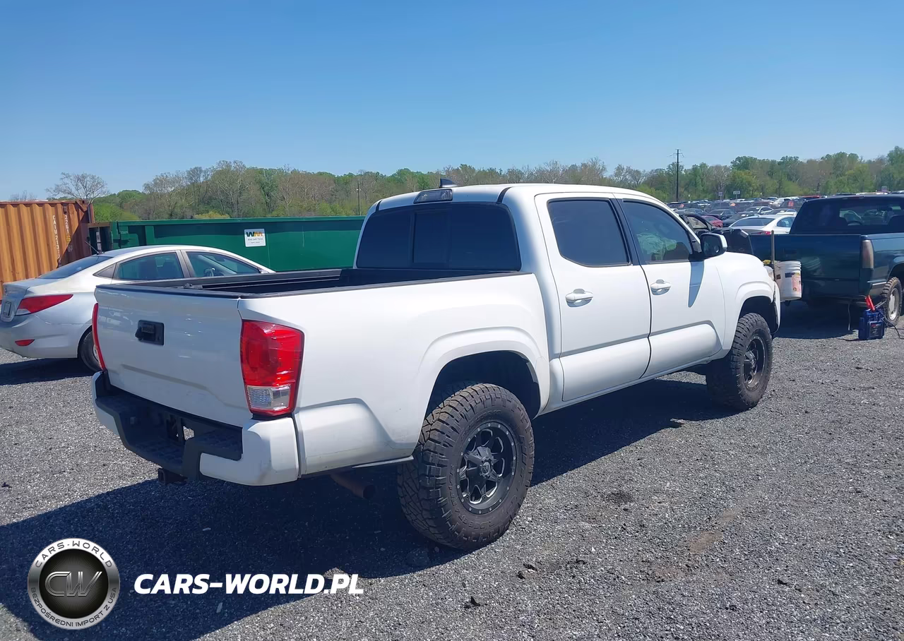 2016 Toyota Tacoma Sr VIN:5TFAX5GN7GX055304 - 4