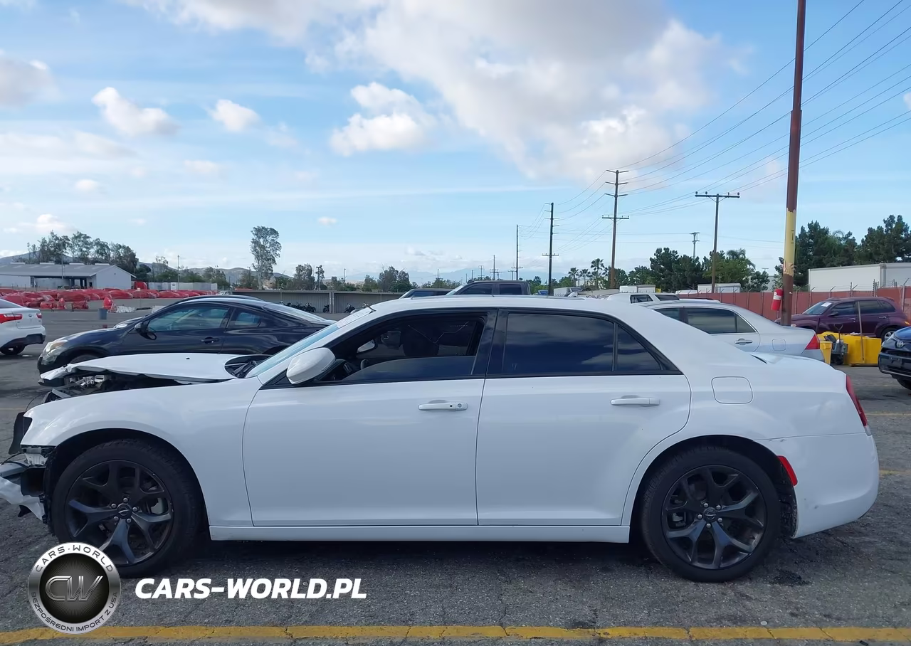2023 Chrysler 300 300S VIN:2C3CCABG8PH561030 - 20