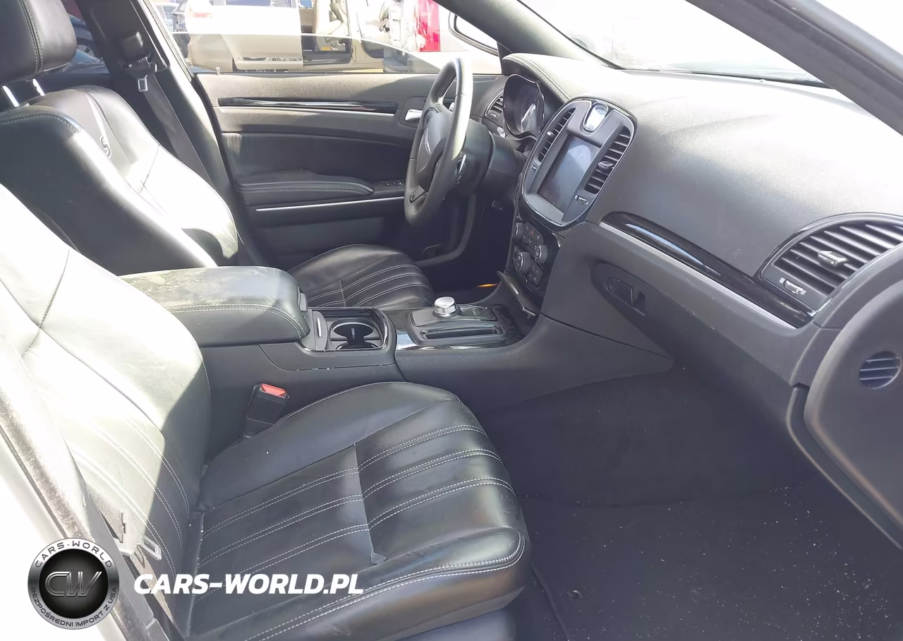 2023 Chrysler 300 300S VIN:2C3CCABG8PH561030 - 5