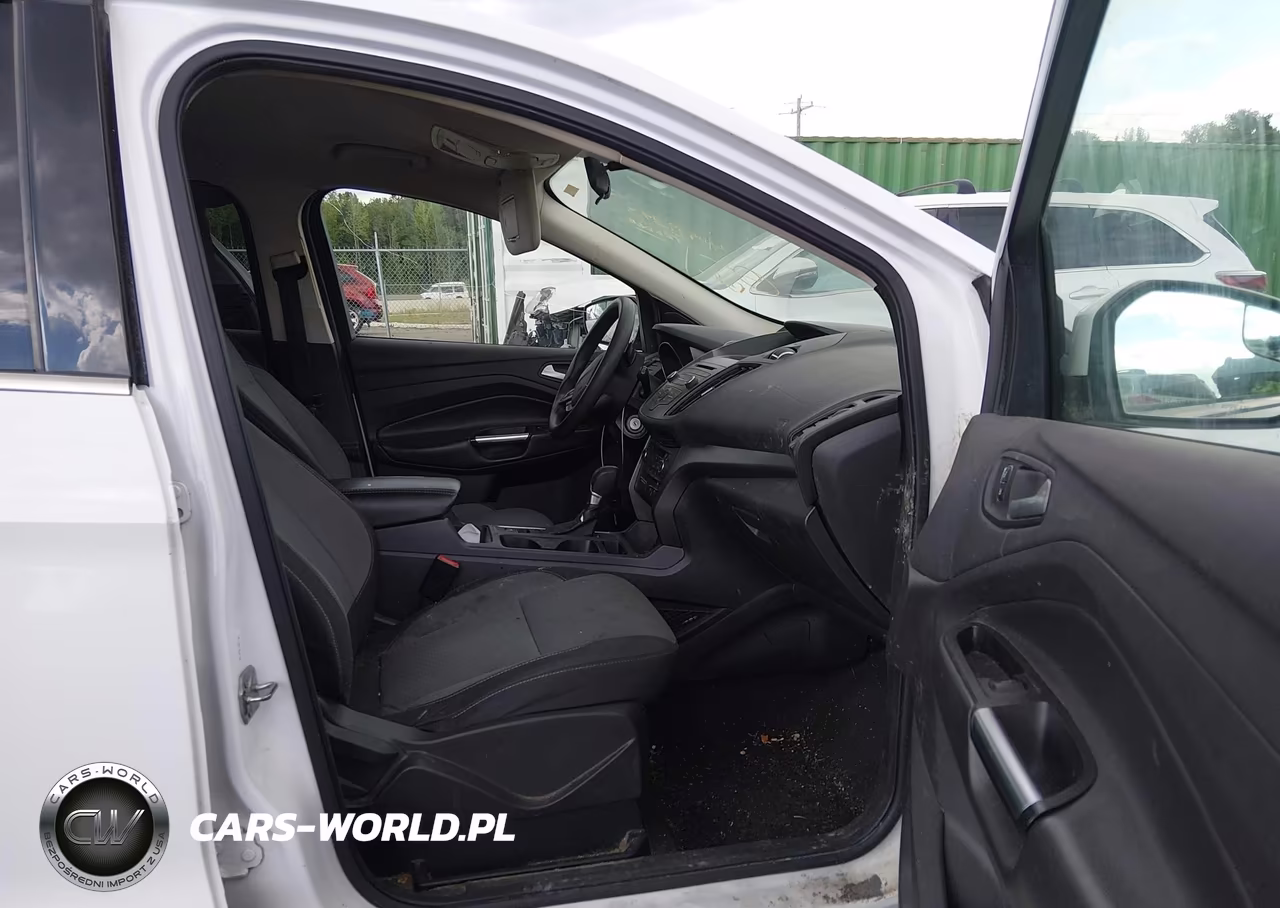 2017 Ford Escape Se VIN:1FMCU0GD0HUE39953 - 5