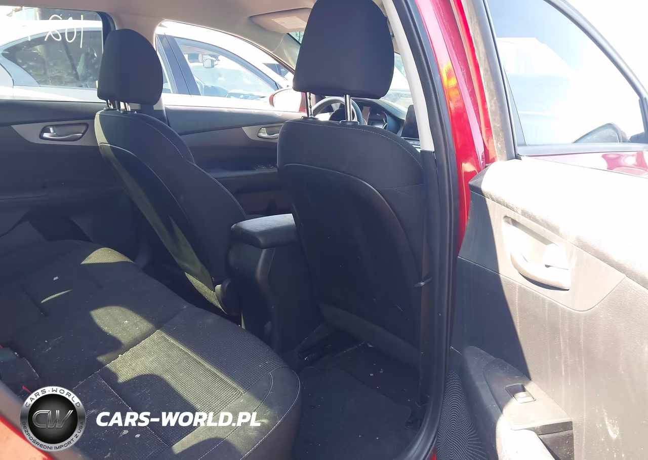2021 Kia Forte Lxs VIN:3KPF24AD8ME387701 - 8