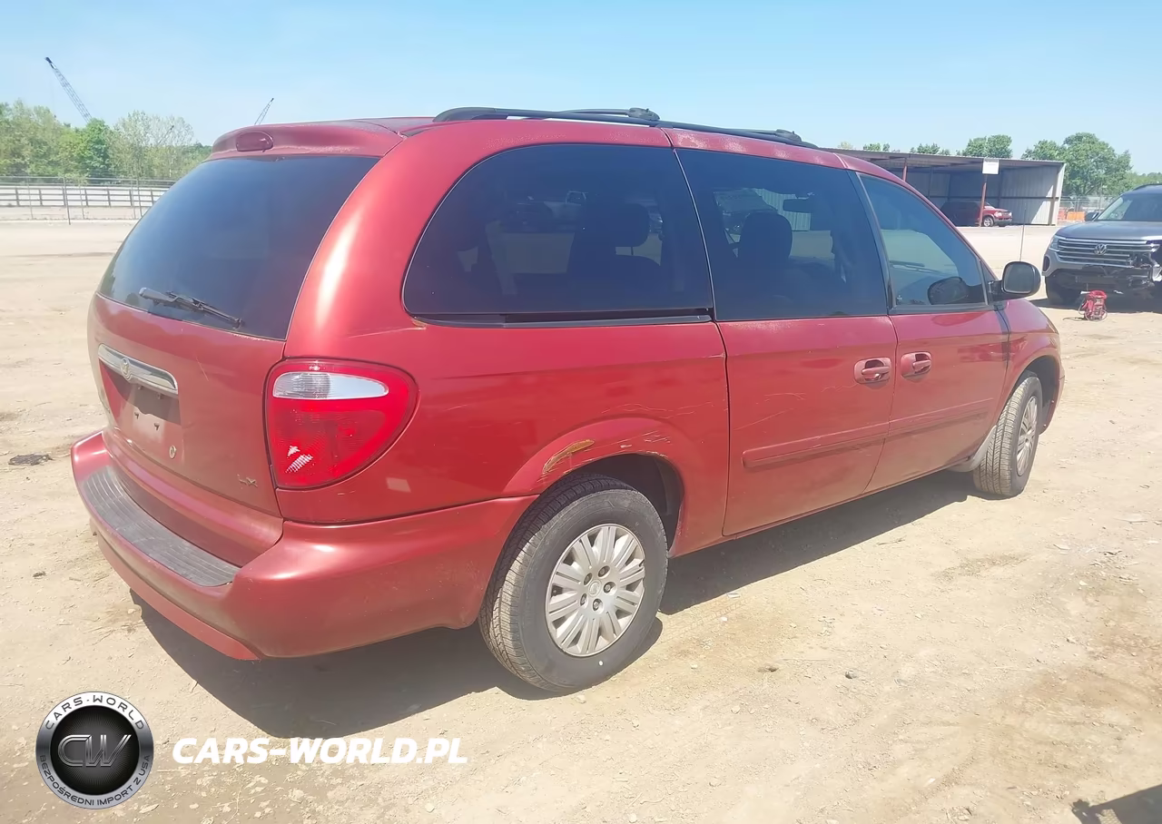 2007 Chrysler Town & Country Lx VIN:2A4GP44RX7R236532 - 4