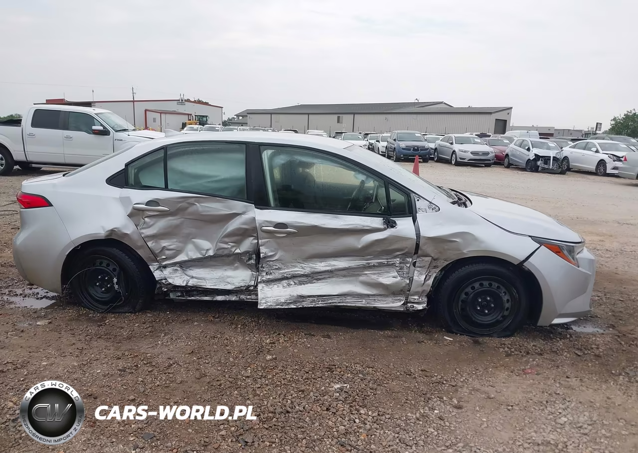 2021 Toyota Corolla Le VIN:JTDEPMAE1MJ159273 - 13