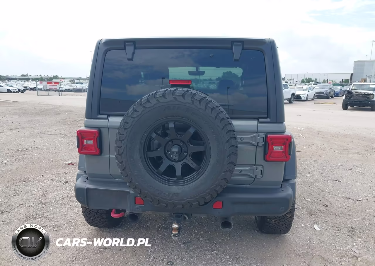 2018 Jeep Wrangler Rubicon 4X4 VIN:1C4HJXCG4JW241642 - 16
