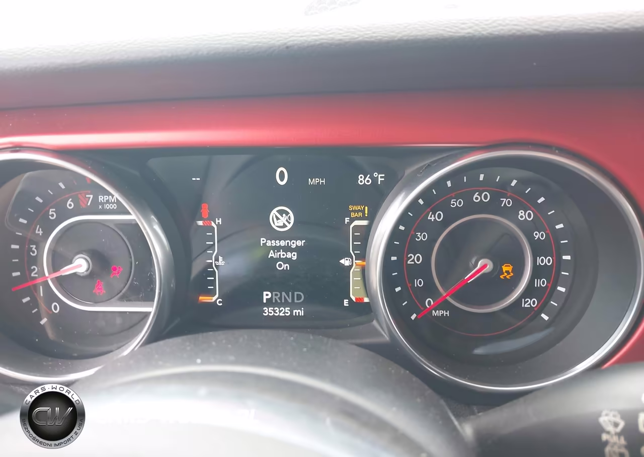 2018 Jeep Wrangler Rubicon 4X4 VIN:1C4HJXCG4JW241642 - 7