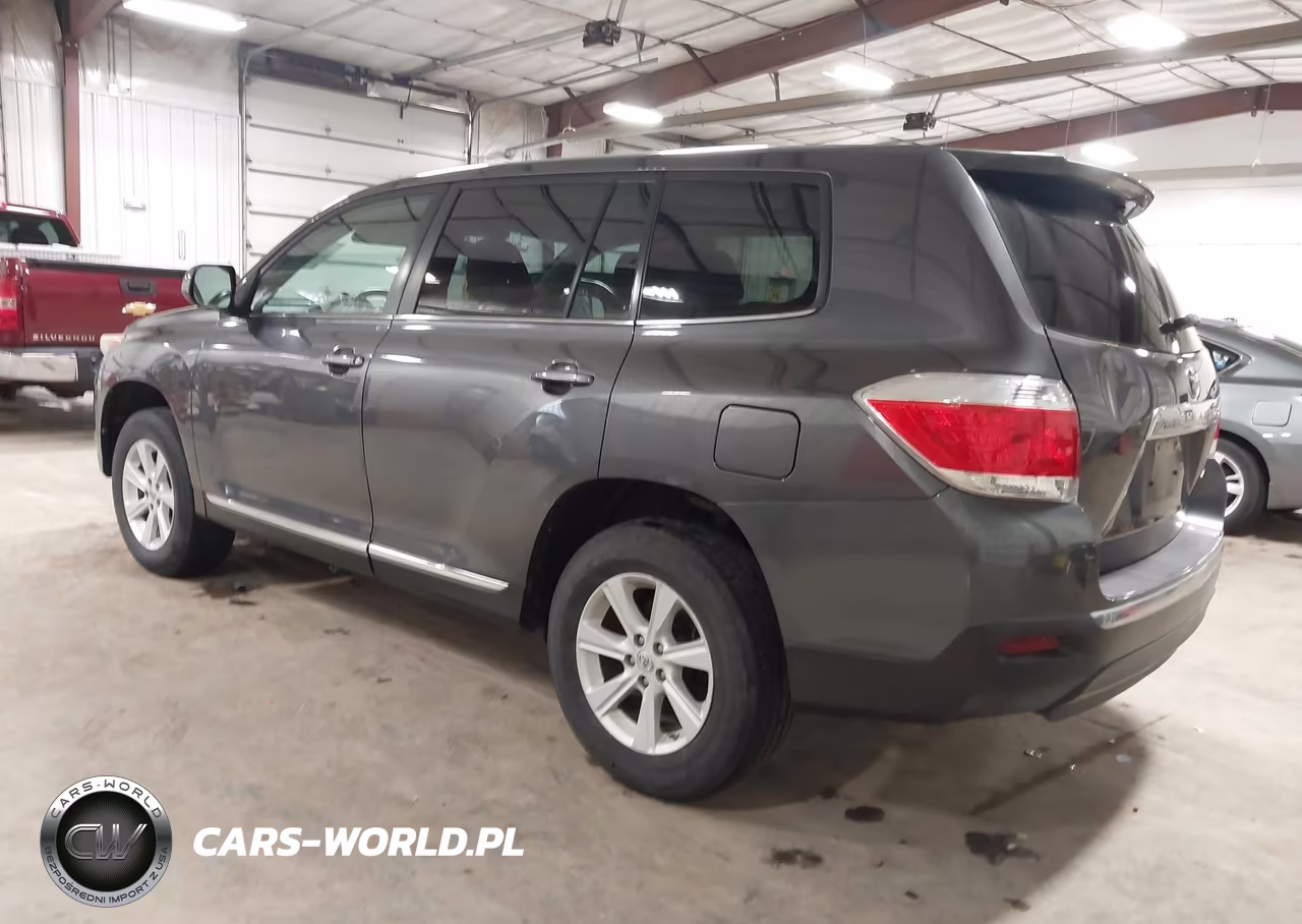 2012 Toyota Highlander Base V6 VIN:5TDBK3EH6CS115741 - 3