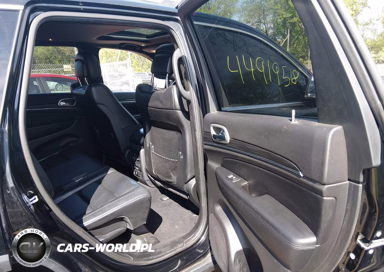 2019 Jeep Grand Cherokee Limited 4X4 VIN:1C4RJFBG7KC719006 - 8