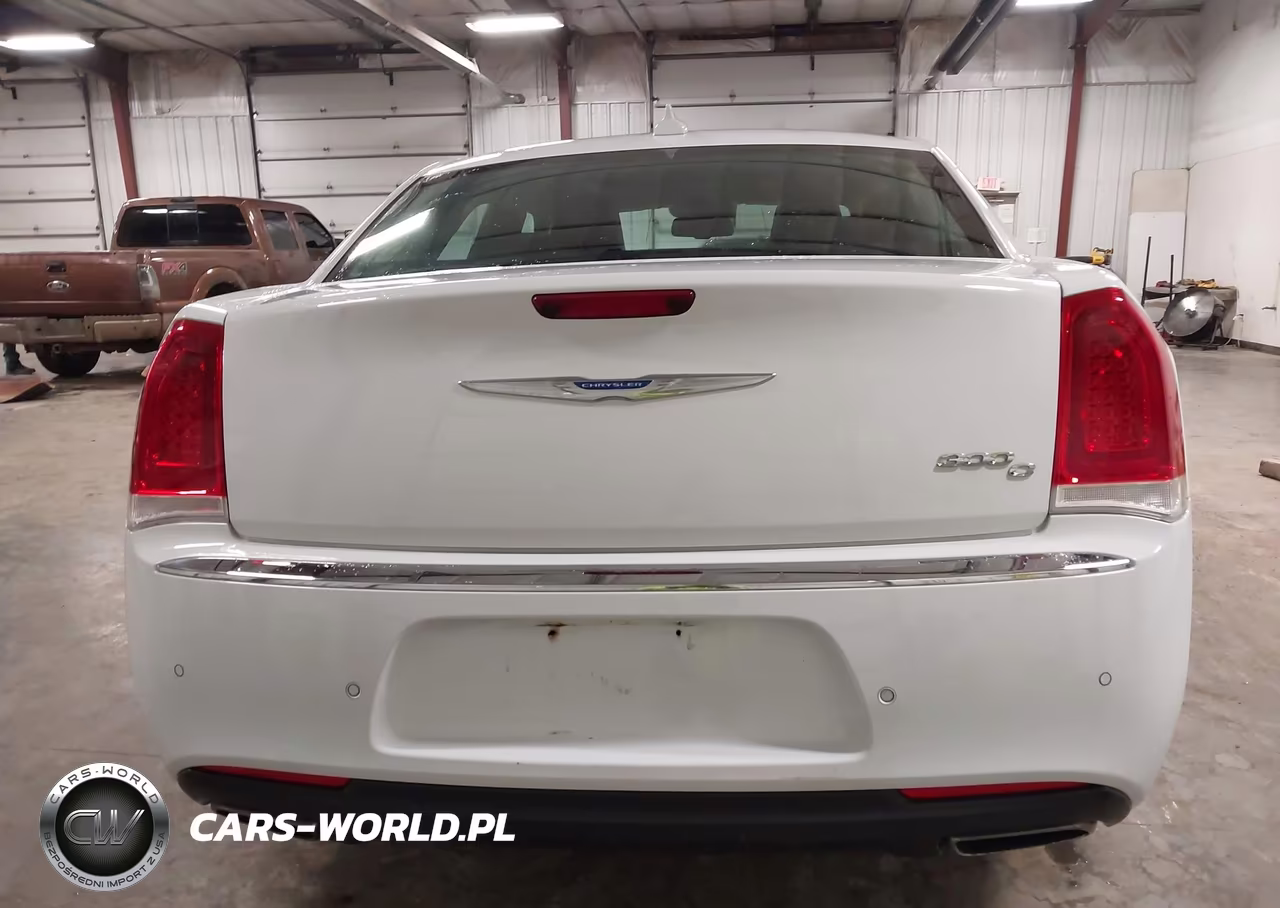2017 Chrysler 300C VIN:2C3CCAEG6HH628866 - 16
