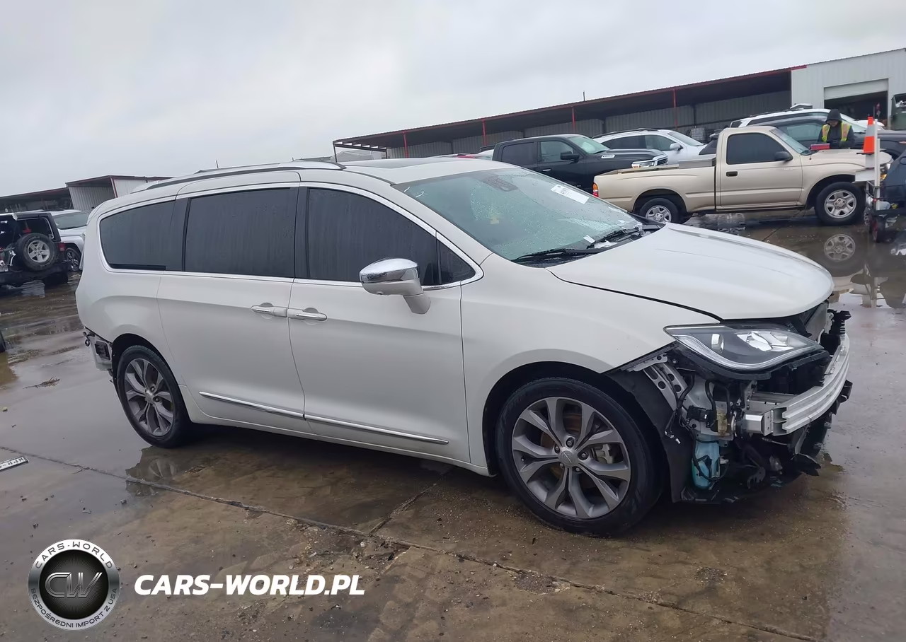 2020 Chrysler Pacifica Limited VIN:2C4RC1GG6LR110794 - 13