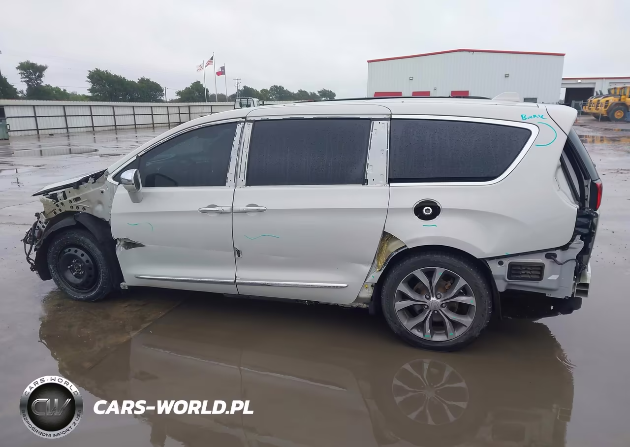 2020 Chrysler Pacifica Limited VIN:2C4RC1GG6LR110794 - 14