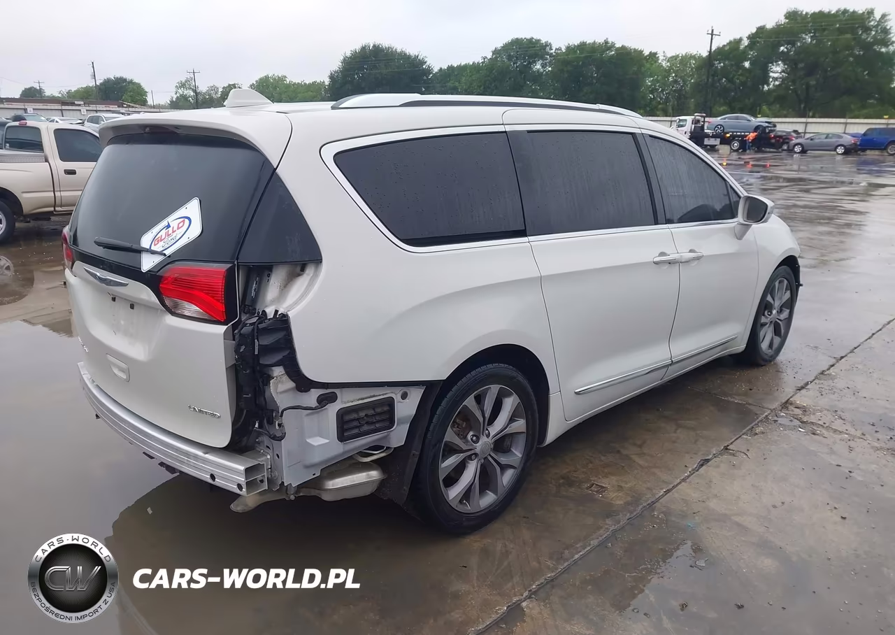 2020 Chrysler Pacifica Limited VIN:2C4RC1GG6LR110794 - 4
