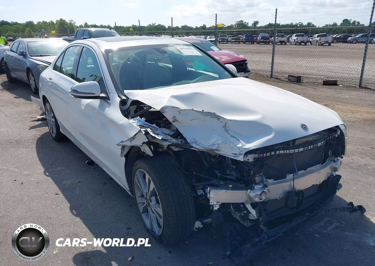 2019 Mercedes-Benz C 300