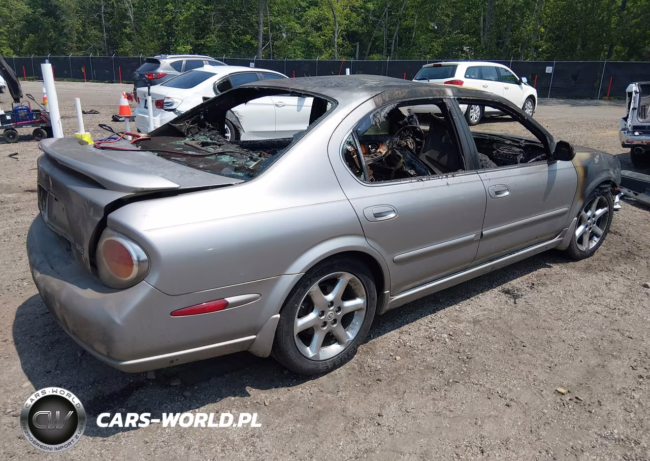 2003 Nissan Maxima Se VIN:JN1DA31A83T411112 - 4