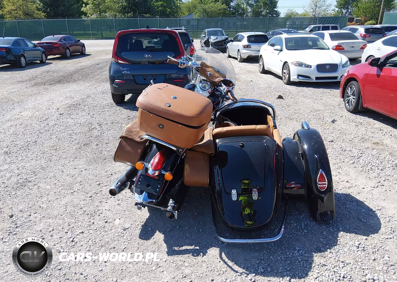 2017 Indian Motorcycle Co. Chief Vintage VIN:56KCCVAA8H3351820 - 6