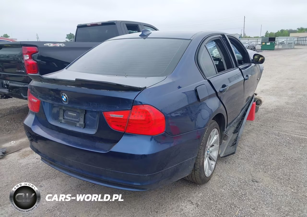 2011 BMW 328I VIN:WBAPH5C55BA444593 - 4
