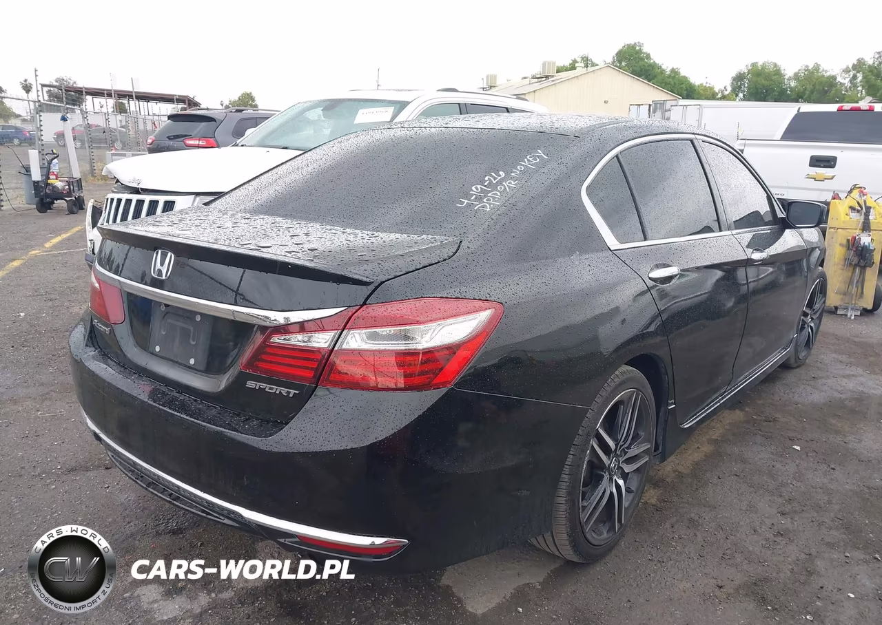 2017 Honda Accord Sport VIN:1HGCR2F50HA039339 - 4