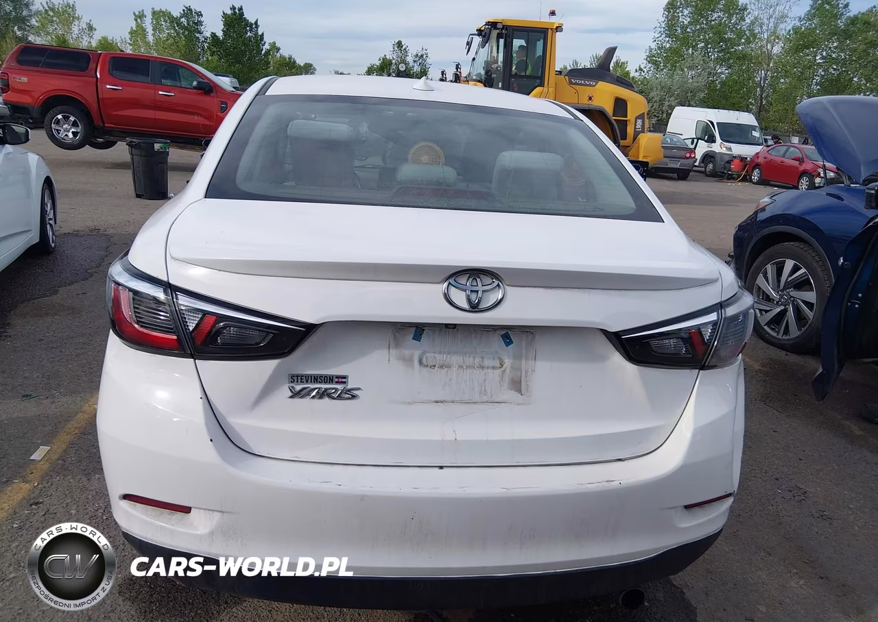 2019 Toyota Yaris Le VIN:3MYDLBYV8KY507033 - 16