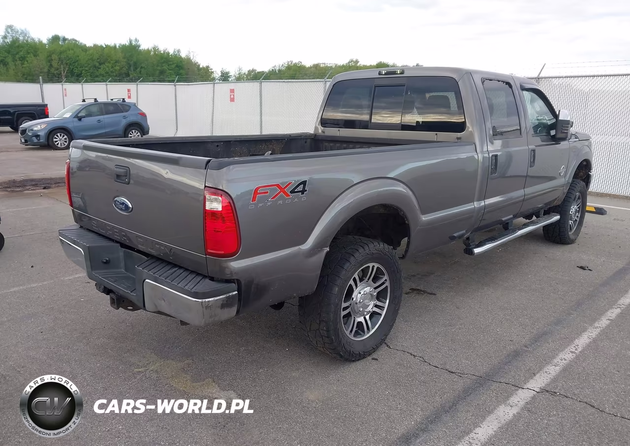 2012 Ford F-350 Xlt VIN:1FT8W3BT9CEB90897 - 4