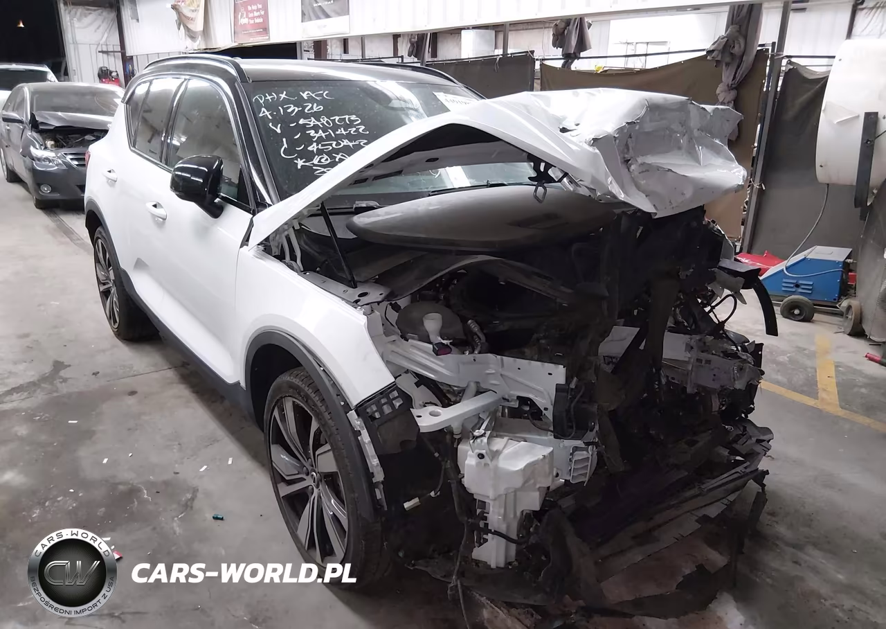 2021 Volvo Xc40 Recharge Pure Electric P8