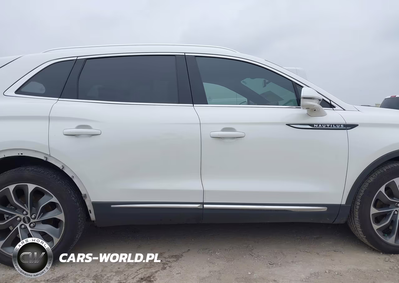 2023 Lincoln Nautilus Reserve VIN:2LMPJ6K95PBL06310 - 14