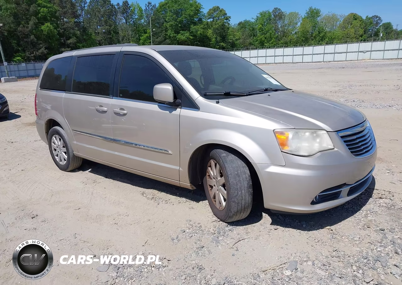 2013 Chrysler Town & Country Touring
