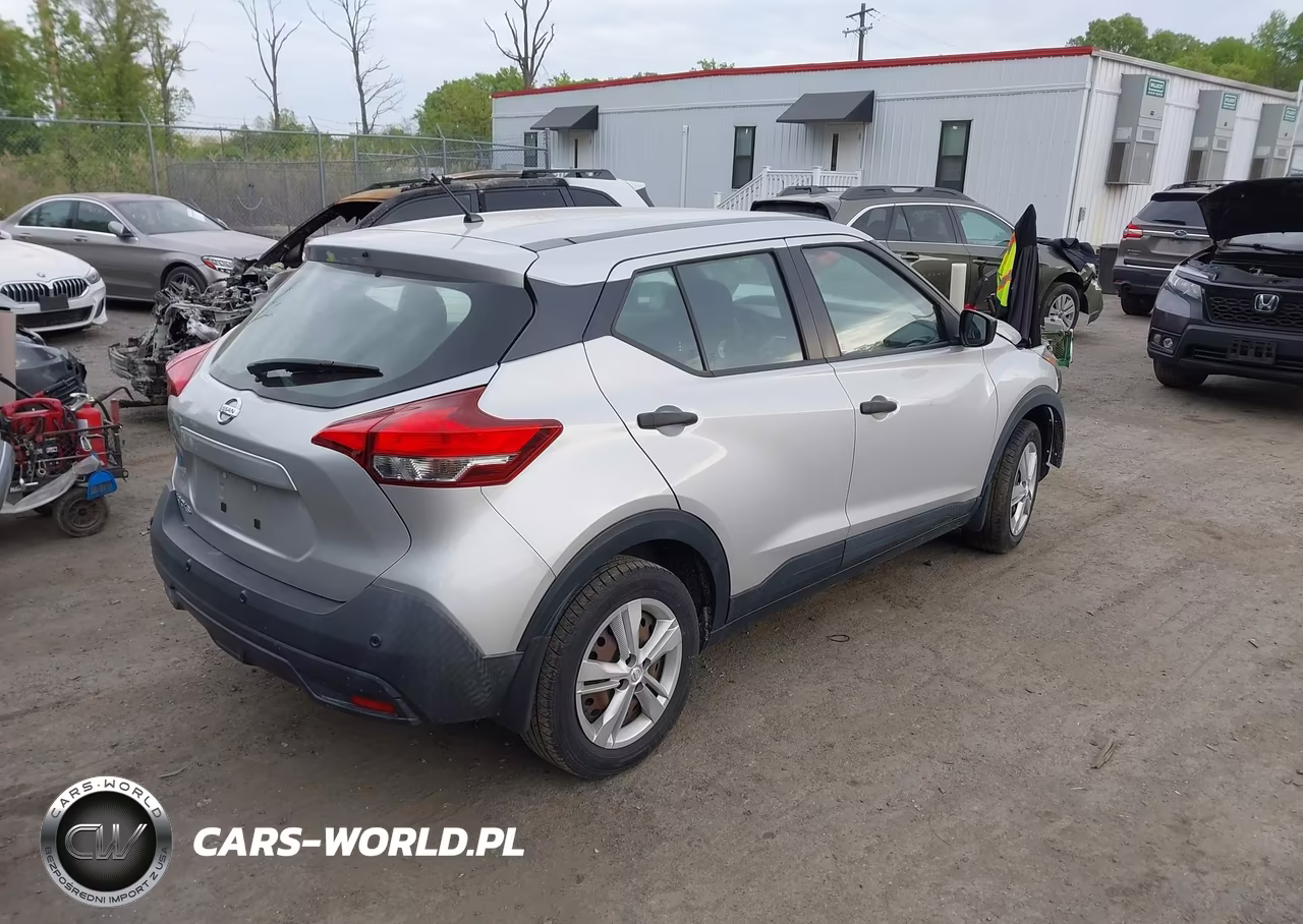 2020 Nissan Kicks S Xtronic Cvt VIN:3N1CP5BV8LL500822 - 4