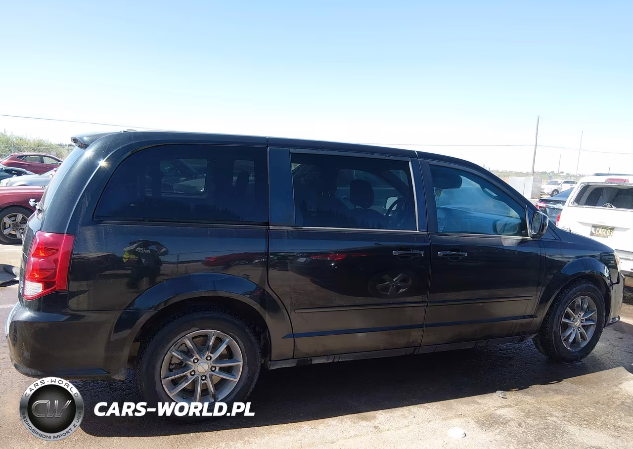 2014 Dodge Grand Caravan R-T VIN:2C4RDGEG1ER135804 - 13