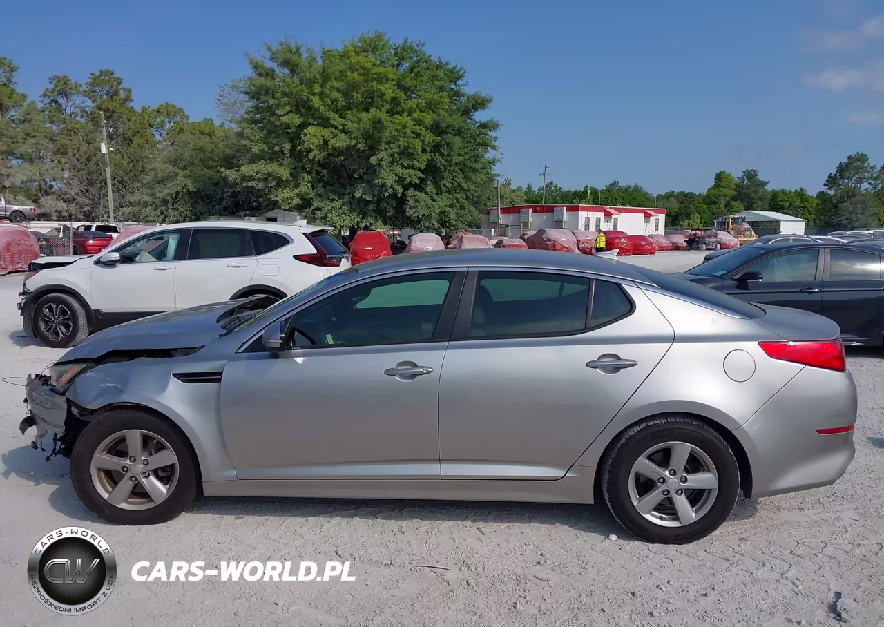 2015 Kia Optima Lx VIN:5XXGM4A77FG438799 - 14