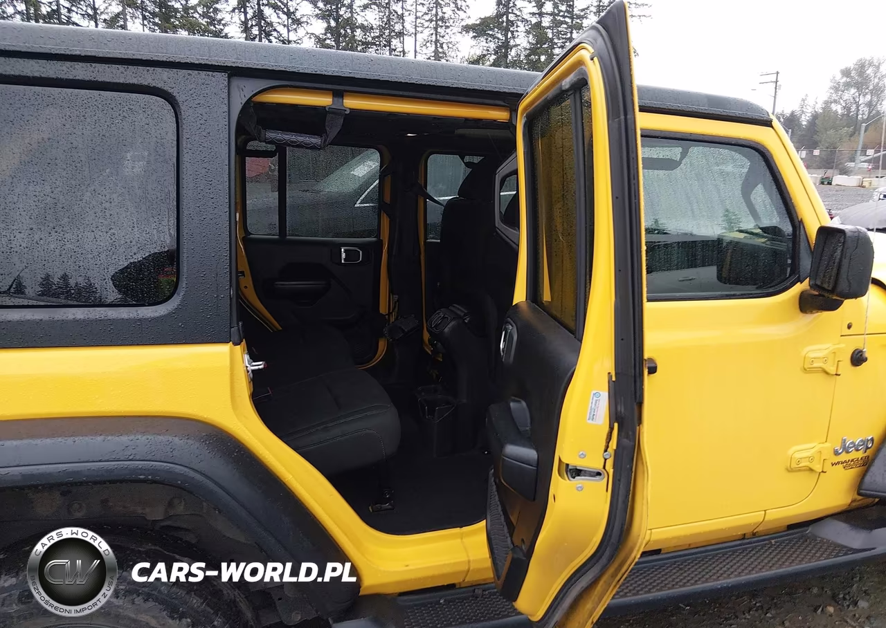 2018 Jeep Wrangler Unlimited Sport S 4X4 VIN:1C4HJXDG3JW304549 - 8