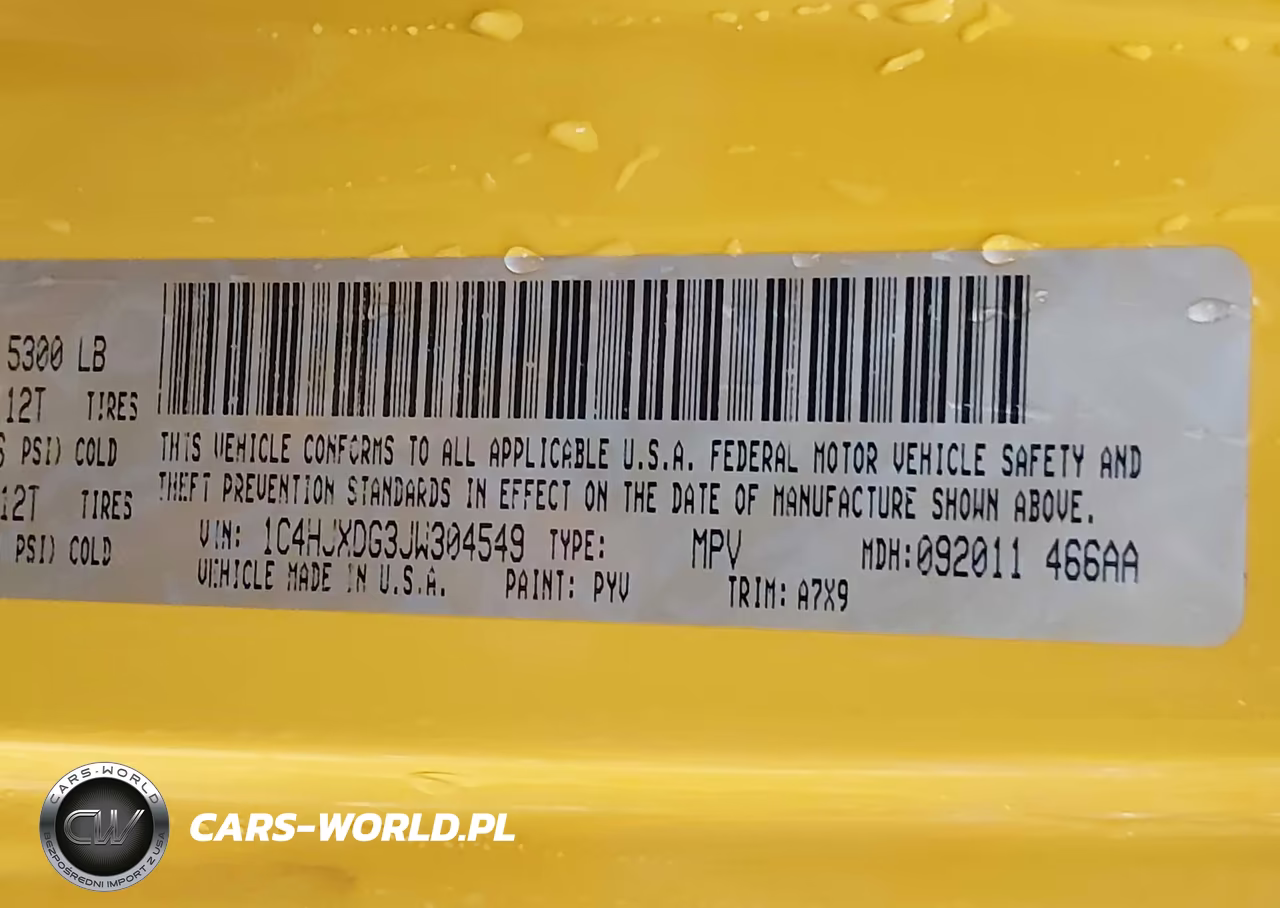 2018 Jeep Wrangler Unlimited Sport S 4X4 VIN:1C4HJXDG3JW304549 - 9