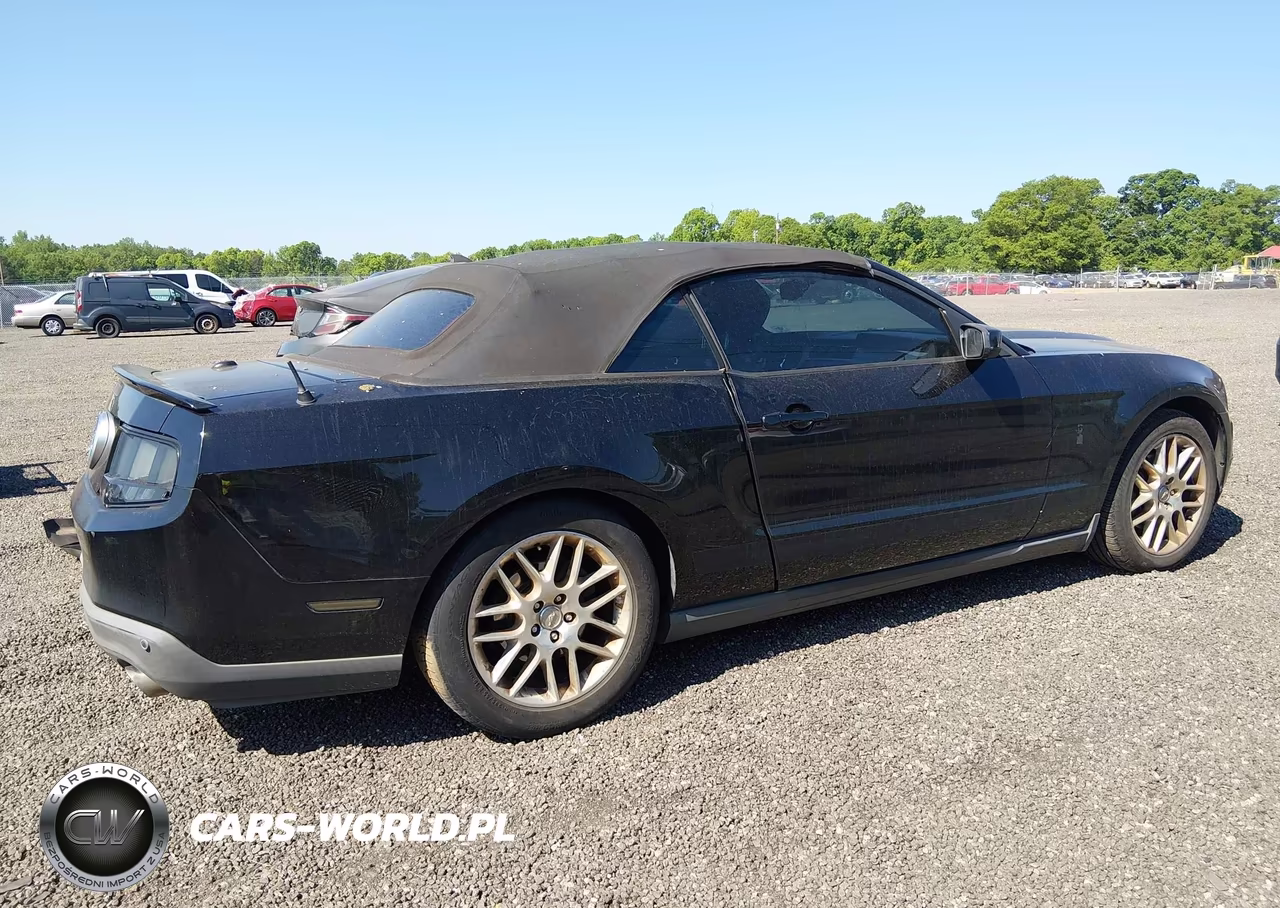 2012 Ford Mustang V6 Premium VIN:1ZVBP8EM7C5215703 - 4