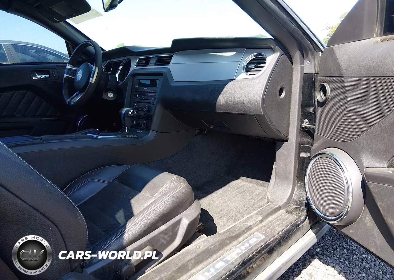 2012 Ford Mustang V6 Premium VIN:1ZVBP8EM7C5215703 - 5