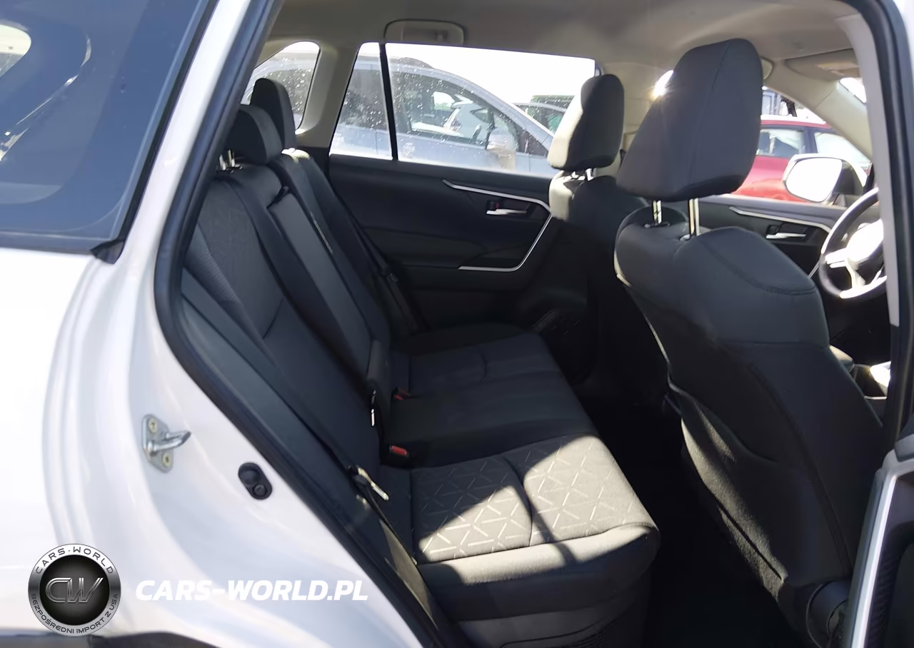 2025 Toyota Rav4 Hybrid Xle VIN:JTMRWRFV5SD306586 - 8