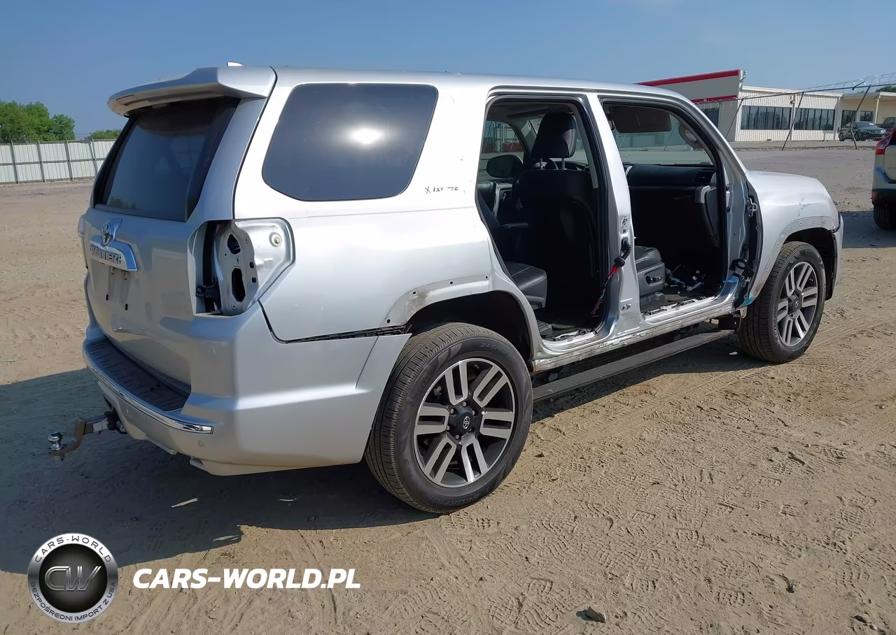 2018 Toyota 4Runner Limited VIN:JTEZU5JR6J5188254 - 4