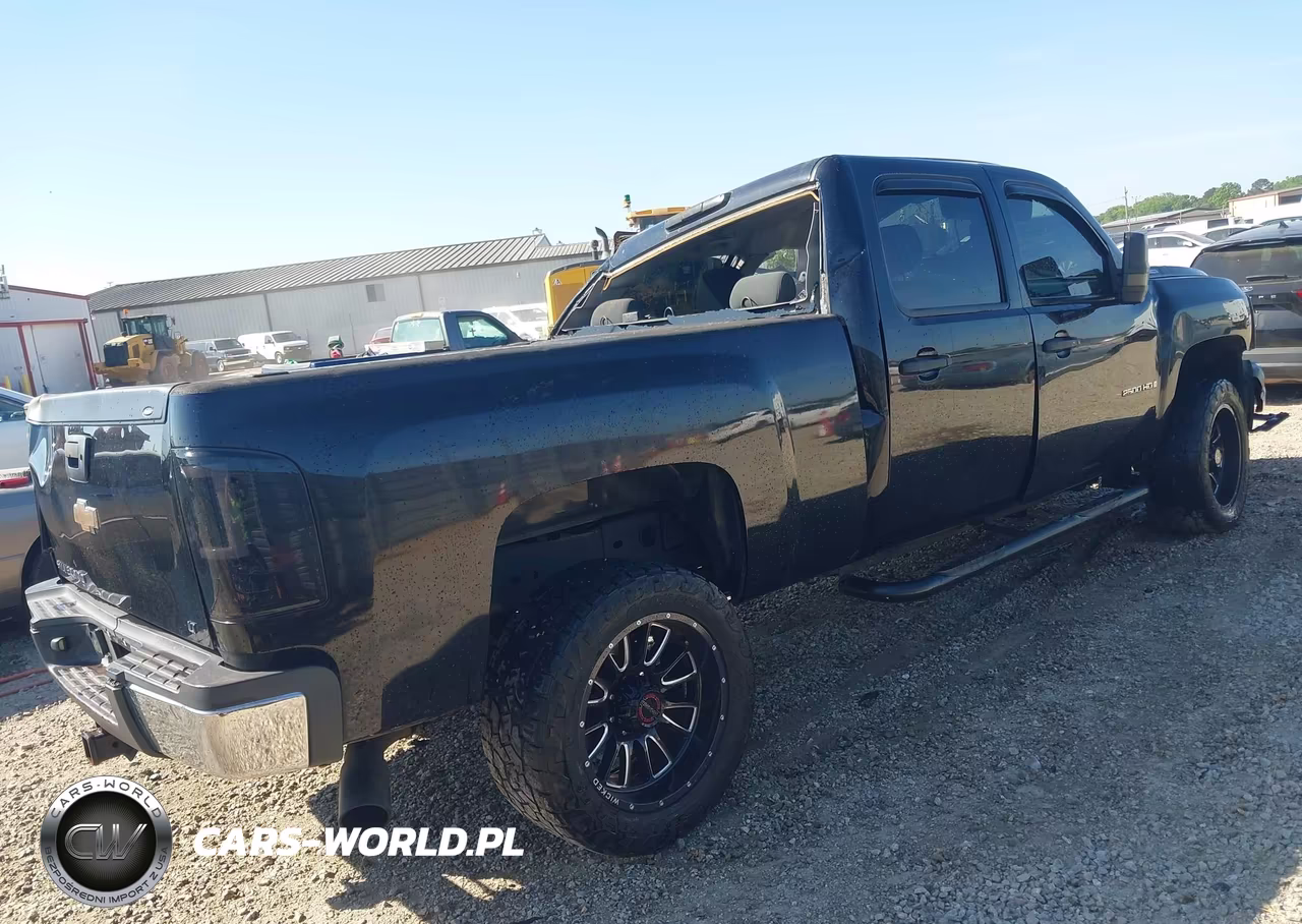 2008 Chevrolet Silverado 2500Hd Lt1 VIN:1GCHC23628F177311 - 4