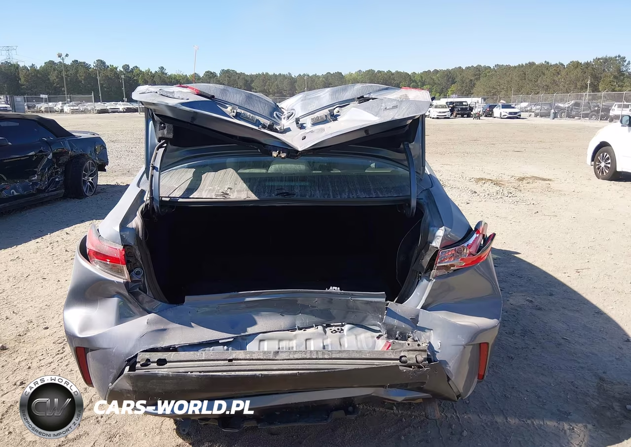 2022 Toyota Corolla Le VIN:5YFEPMAE1NP347272 - 17