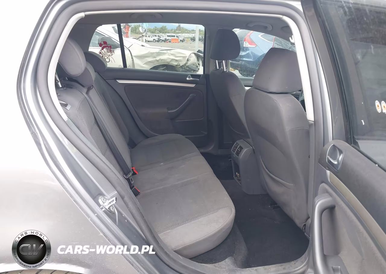 2008 Volkswagen Rabbit S VIN:WVWCA71K18W079903 - 8
