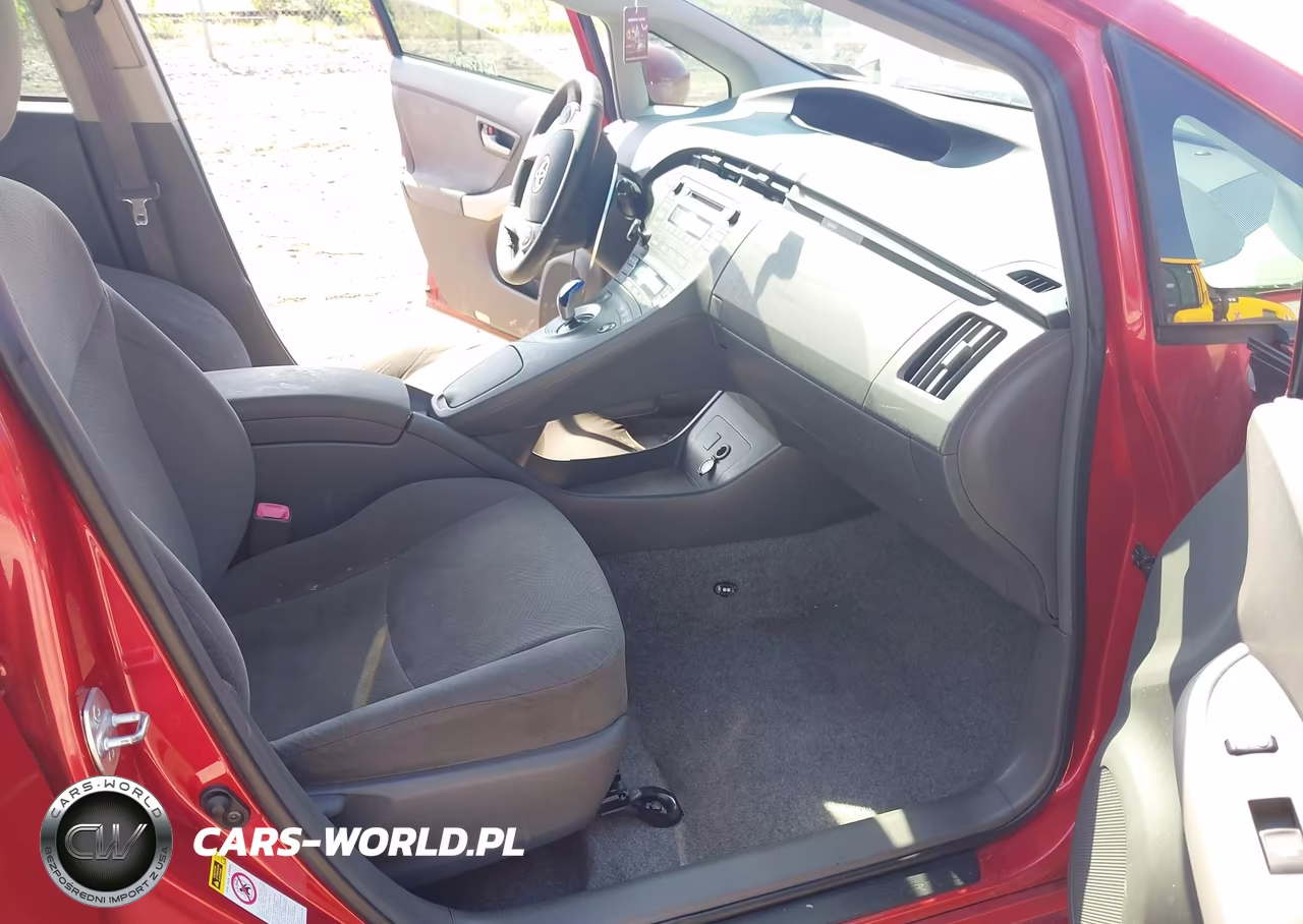 2011 Toyota Prius Two VIN:JTDKN3DU3B0251770 - 5