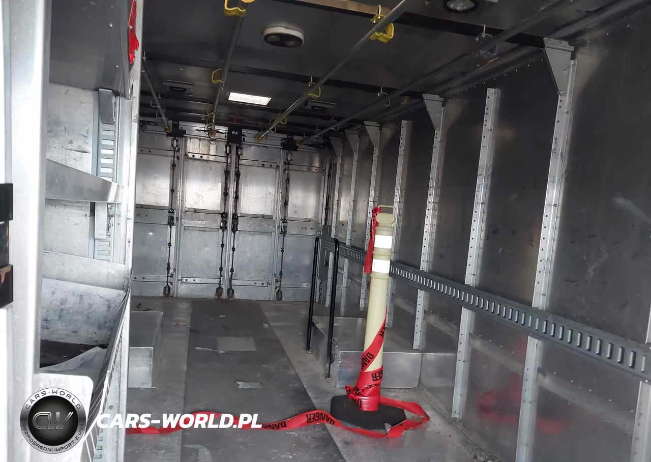 2014 Ford F-59 Commercial Stripped VIN:1F65F5KY1E0A09109 - 6