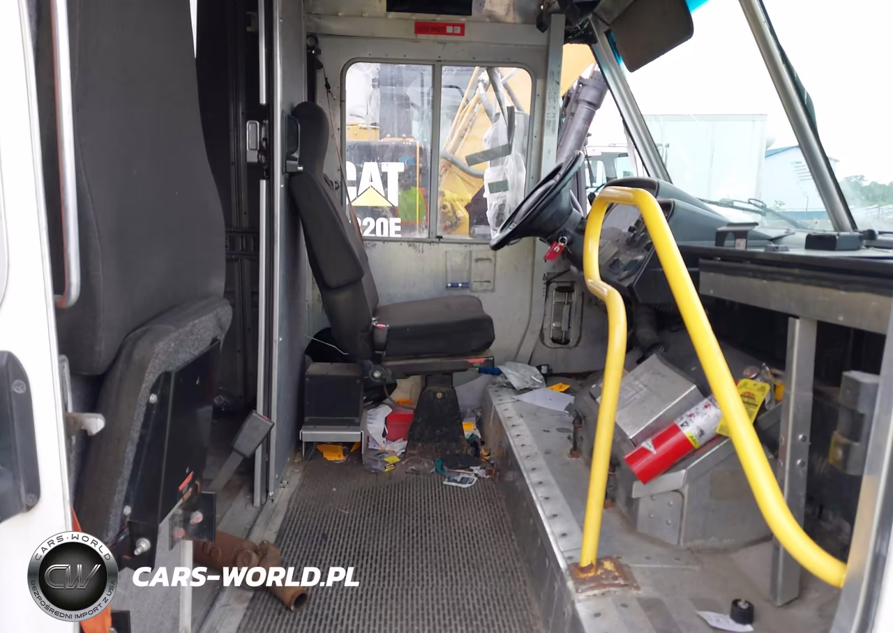 2014 Ford F-59 Commercial Stripped VIN:1F65F5KY1E0A09109 - 7