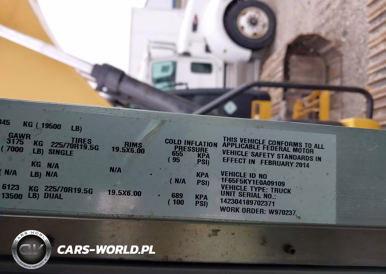 2014 Ford F-59 Commercial Stripped VIN:1F65F5KY1E0A09109 - 8