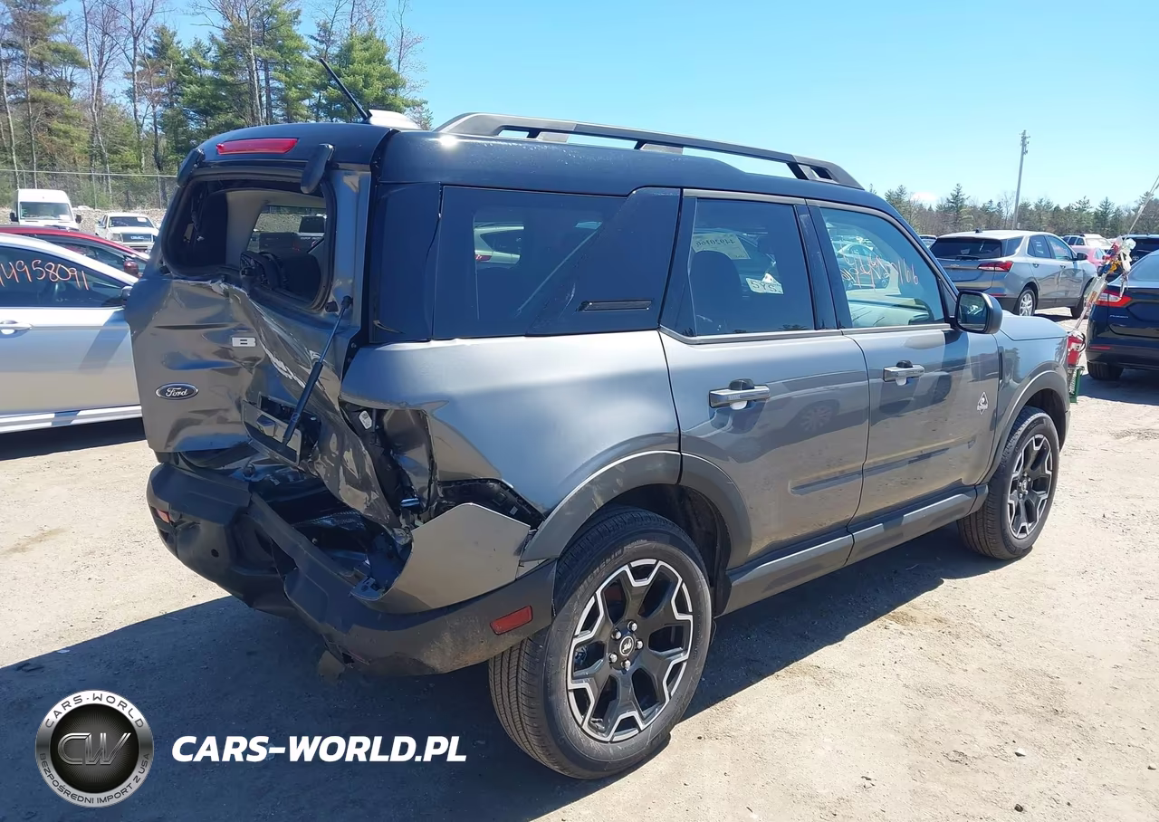 2025 Ford Bronco Sport Outer Banks VIN:3FMCR9CN4SRF41825 - 4
