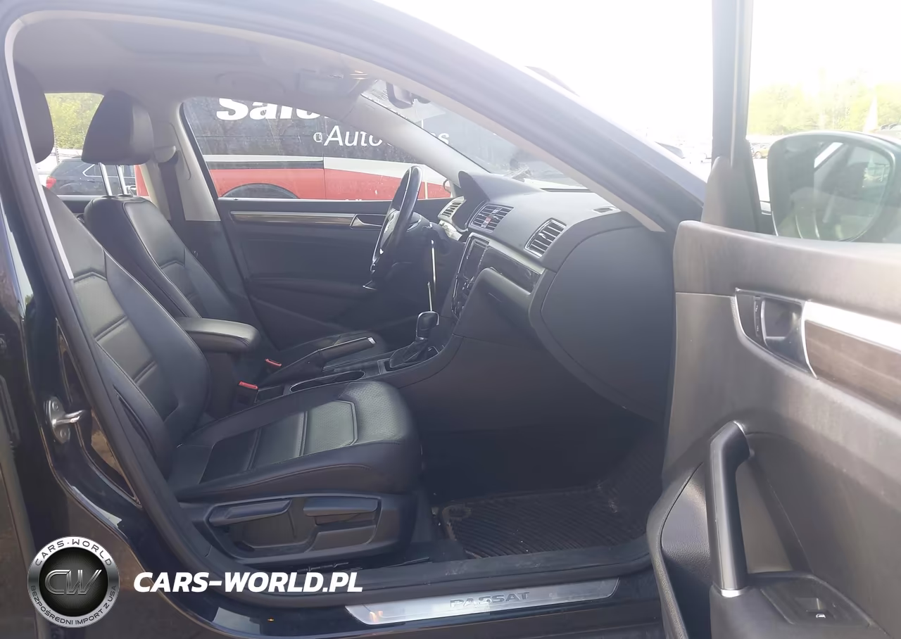2018 Volkswagen Passat 2.0T Se VIN:1VWBA7A32JC029262 - 5