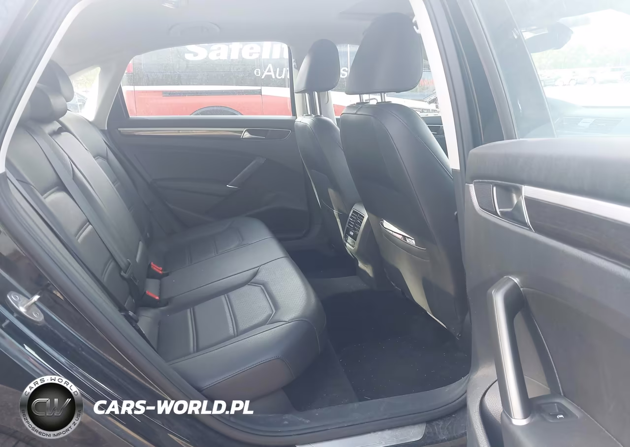 2018 Volkswagen Passat 2.0T Se VIN:1VWBA7A32JC029262 - 8